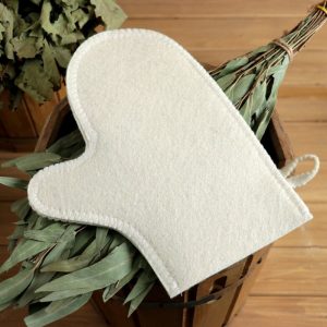 Рукавица белая, войлок