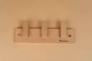 Вешалка Woodson D3, 3 крепления, липа