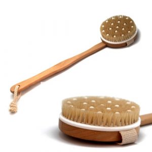 Щетка на длинной ручке круглая с шипами