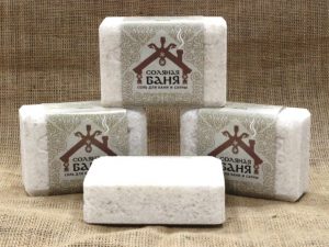 Соляной брикет 1.35кг (с травами)